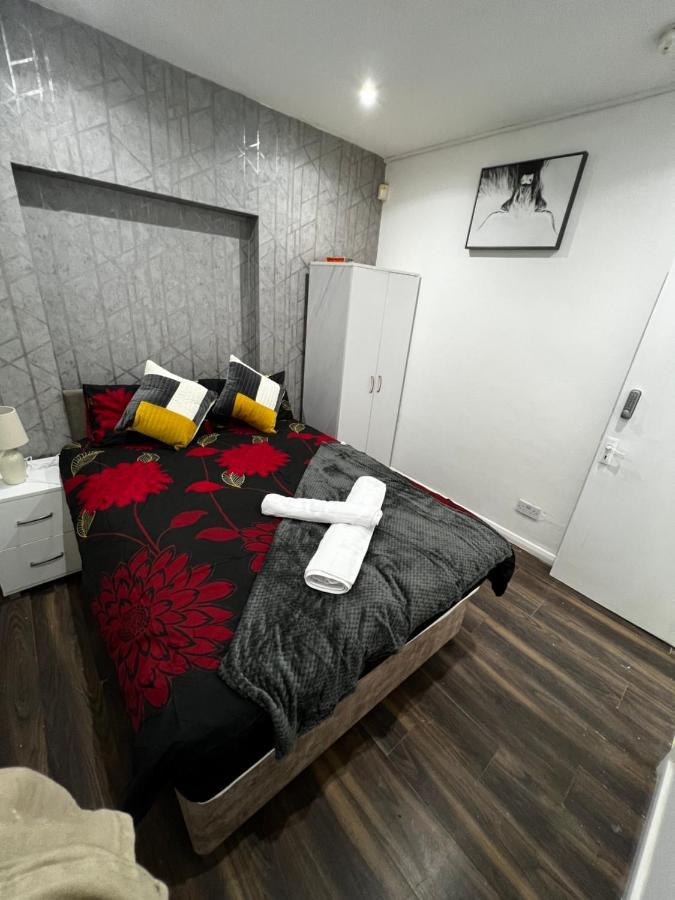 Good Priced Double Rooms In Sherperds Bush Londres Extérieur photo