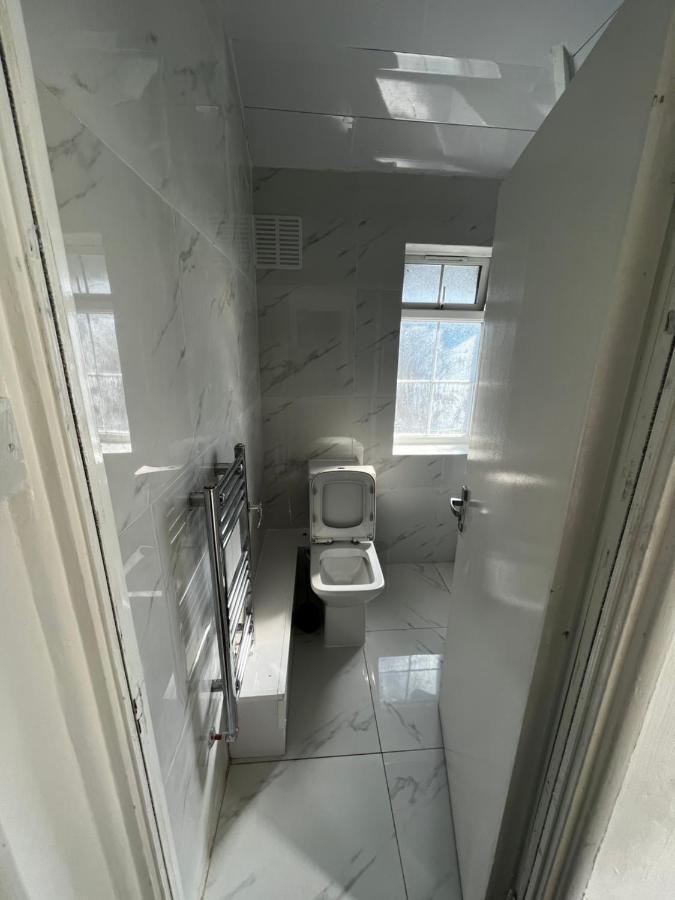 Good Priced Double Rooms In Sherperds Bush Londres Extérieur photo