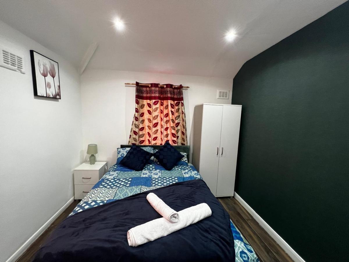 Good Priced Double Rooms In Sherperds Bush Londres Extérieur photo