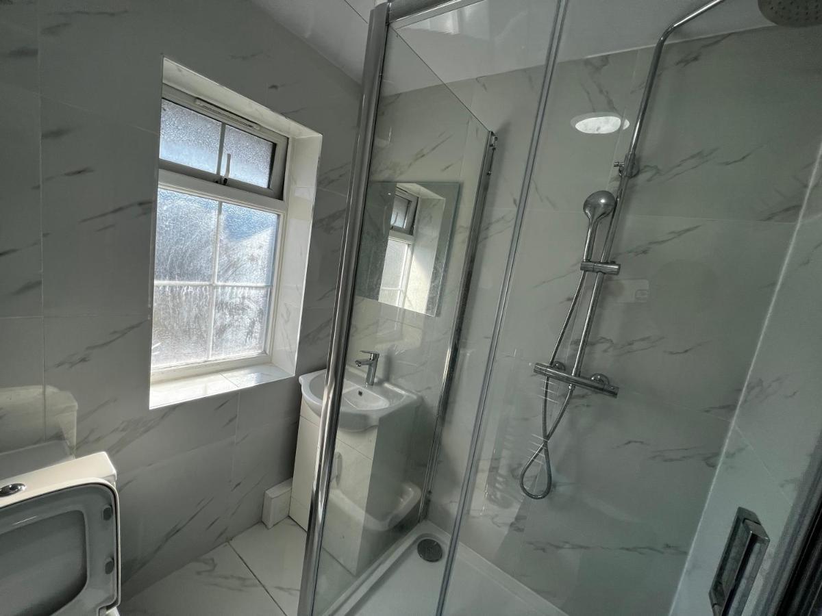 Good Priced Double Rooms In Sherperds Bush Londres Extérieur photo